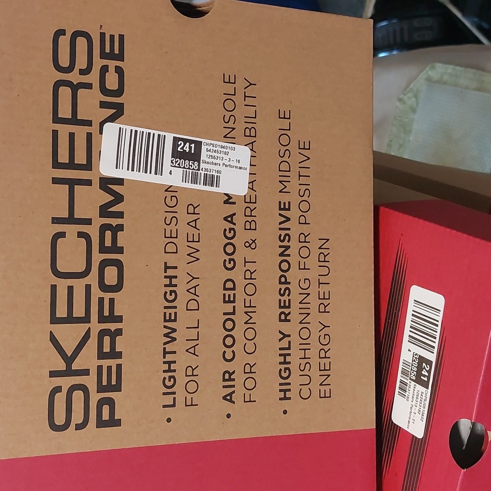 Skechers Gray and White Go Walk Joy Ecstatic, Sneakers Sz 7 Or Sz 8 Only - Picture 8 of 8